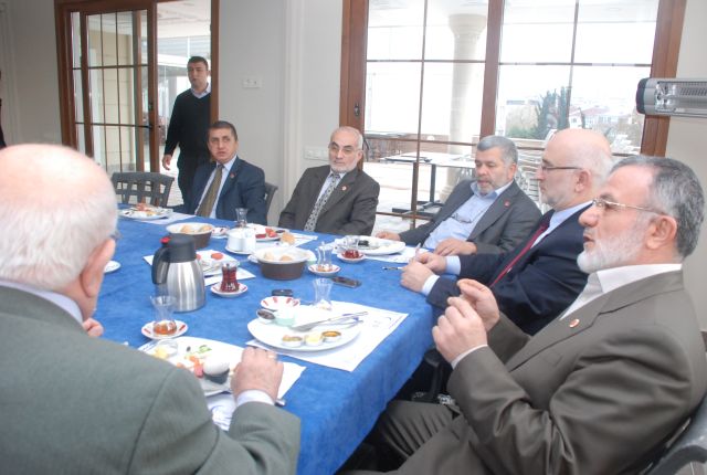 Abdulkadir çelebi; Belediyeyi Muhtarla Beraber Yöneteceğiz