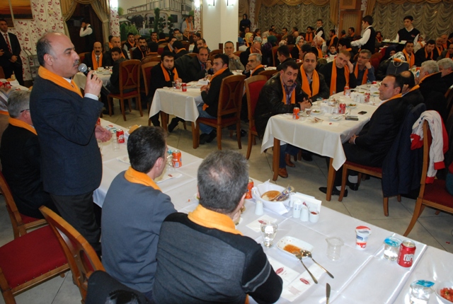 Ak Parti Doğu Ve Güneydoğulu  Akil Adamları Bir Araya Getirdi