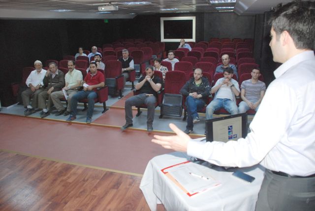 Bakkallar Odası Esnaflarına Hijyen Semineri Verdi