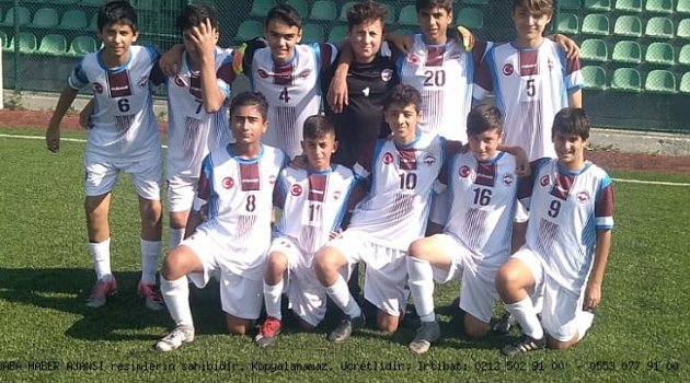 İstanbul Güngörenspor U14' te şampiyonluğa göz dikti