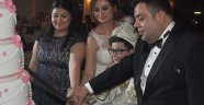 Murat ve Berrin Bingöl evlatları İsmail Kaan Bingöl'ün ilk mürvetini gördüler