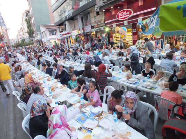 İftar Sofrası Böyle Bereket Görmedi