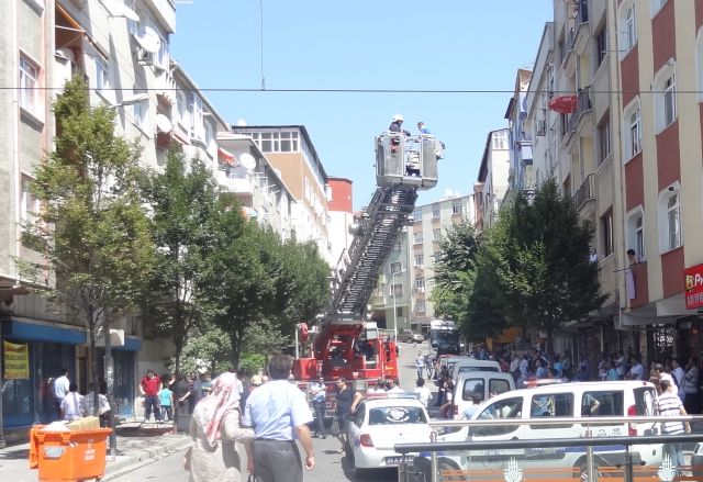 Yangın Yürekleri Ağza Getirdi