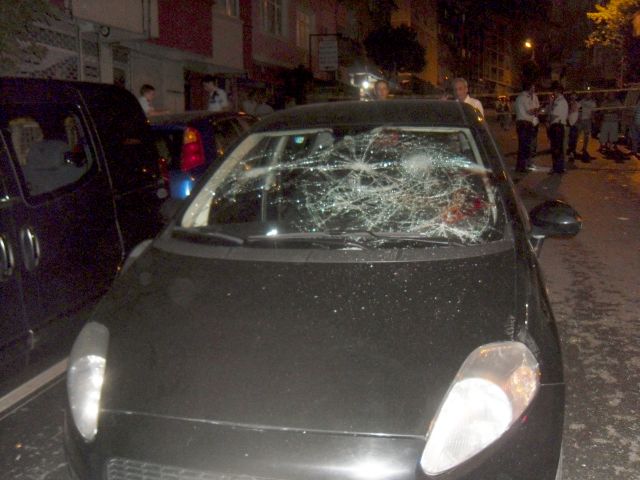 İki Aile Birbirine Girdi Kan Gövdeyi Götürdü