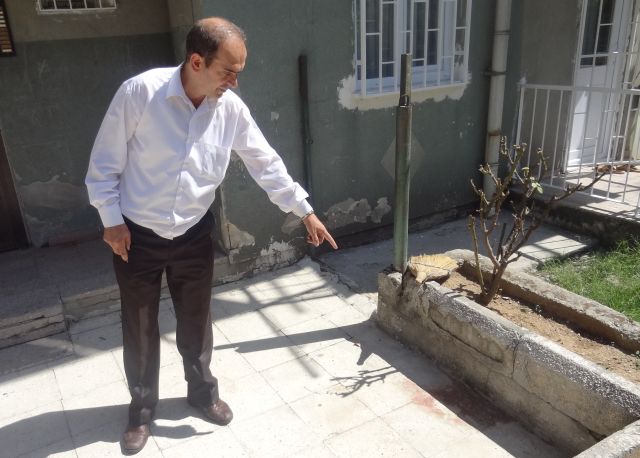 Ecel Kapıda Yakaladı