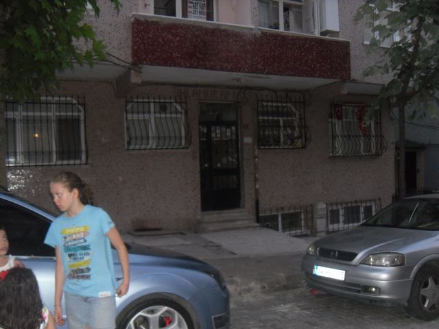 Evde çalmadıkları Bir Mobilyalar Kaldı