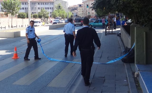 şüpheli çantada çöp çıkınca Seyirciler Sevindi