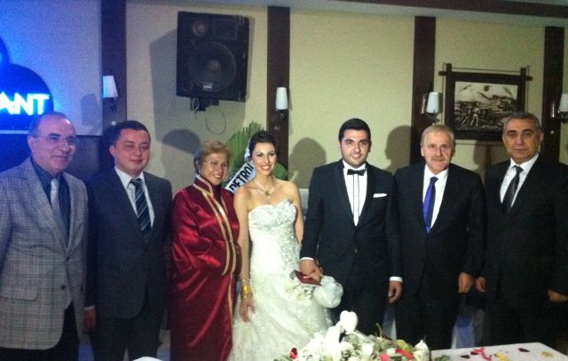 Musa Keleş'in Kızı  Aysun Keleş Dünya Evine Girdi