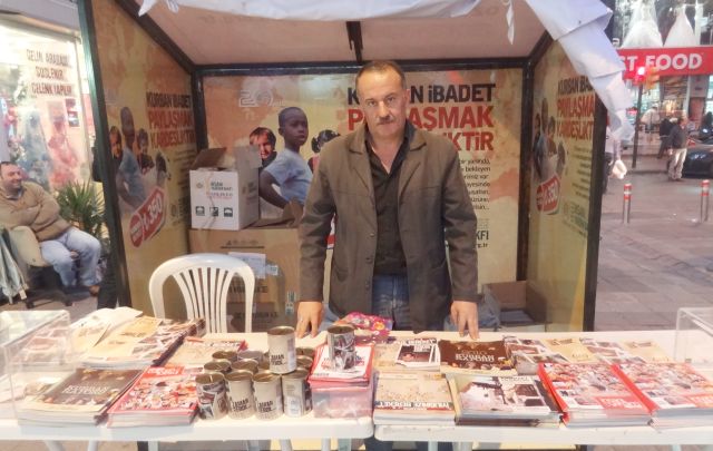 Müslümanlara Yardım Eli Uzatıyoruz