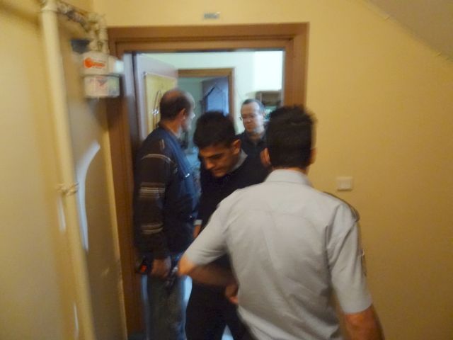 Polis, Gelmeye Gerek Varmı