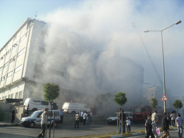 Emniyet İhmalı Yangın çıkarttı