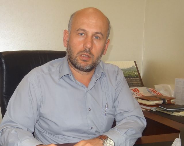 İş Adamına çirkin Davranış.havuzdan çıkartıldı.