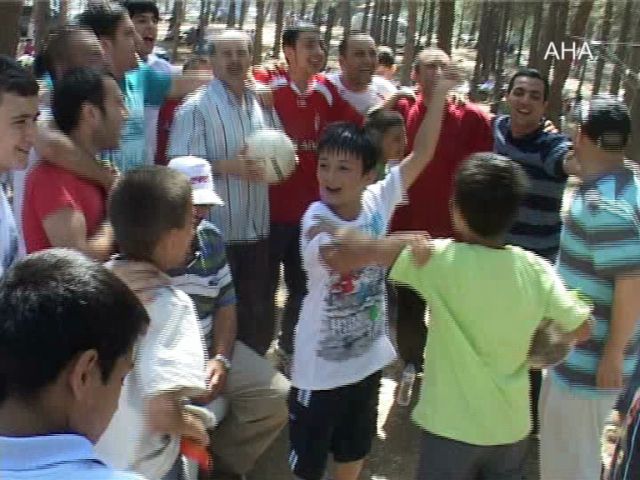 Ak Parti Seçim Yorgunluğunu Piknikle Attılar