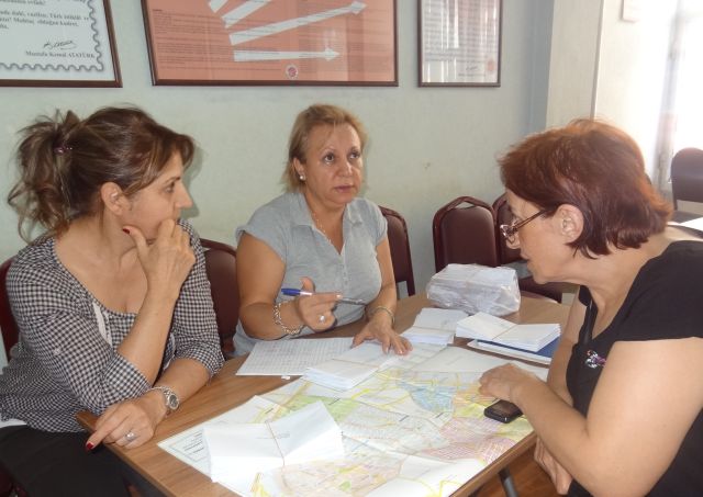 3 Bin Kişiye Bayram Tebriği