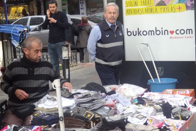 Seyyar Satıcılar'a Nefes Aldırılmadı