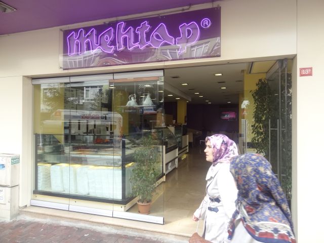 Mehtap Pastanesi Veda Etti