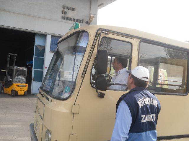 Trafik Zabıtası Münübüscülere Göz Açtırmıyor