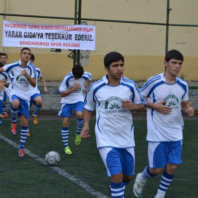 şehzadebaşı'nda Gözler Akatlar Maçında