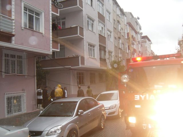 Elektrik Kontağı Korkuttu