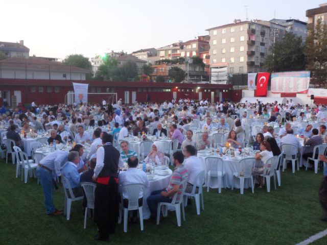 Ak Parti 10.yılını Kutladı