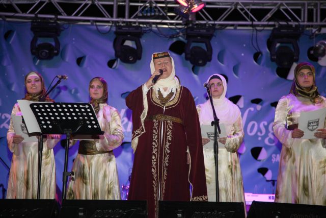 Bosna  Hersekten Türkiyeye İlahi Okumaya Geldiler