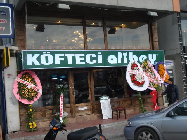 Köfteci Alibey 2. şubesini Açtı