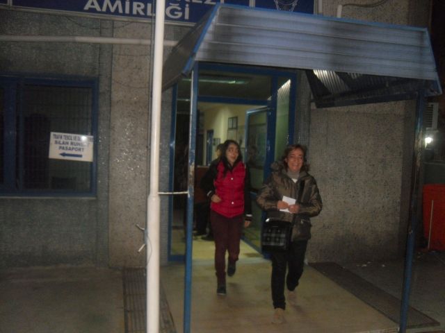 Chp İlçe Başkan Yard. Ayşe Metin'in İş Yeri Soyuldu