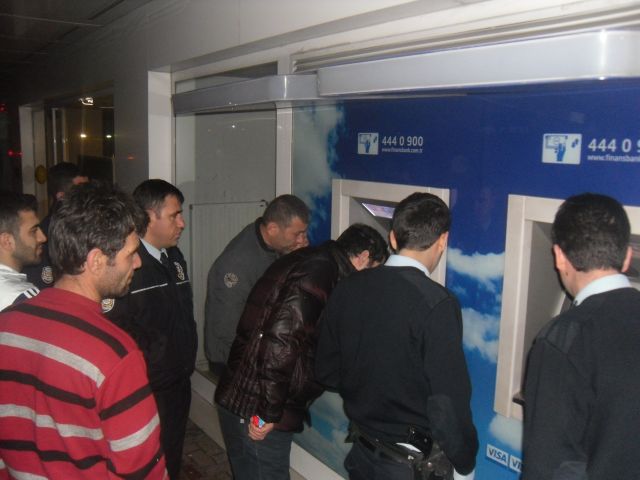 Parasını Kaptırdı,nankör çıktı