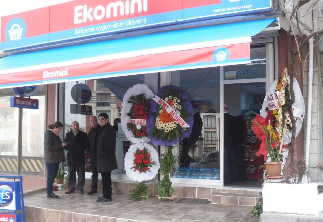 Modern Bakkal Amca Ekomini Market Açıldı