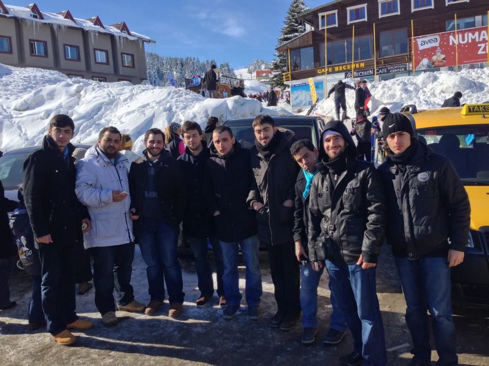 Ak Parti Gençlik Bursa'ya çıkartma Yaptı