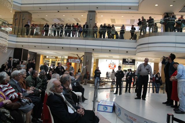 Yaşlılar Haftası İçin Kale Center'da özel Konser Verildi