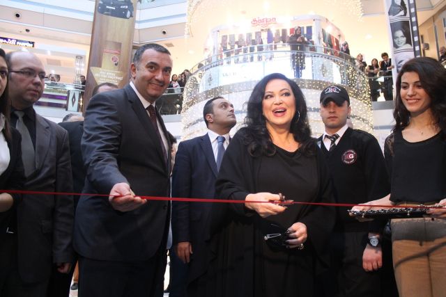 Türkan şoray Fotoğraf Sergisi Kale Centerda Açıldı