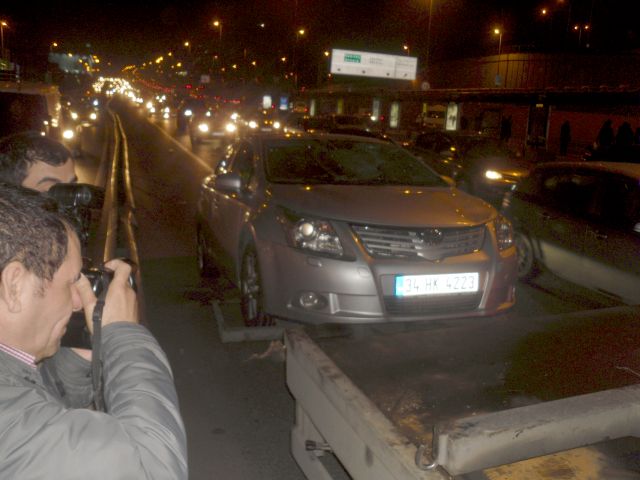 Emniyet Müdürünü Taşıyan Araç Kaza Yaptı