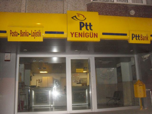 Ptt şubesinde Ses Bombası Patlatıldı