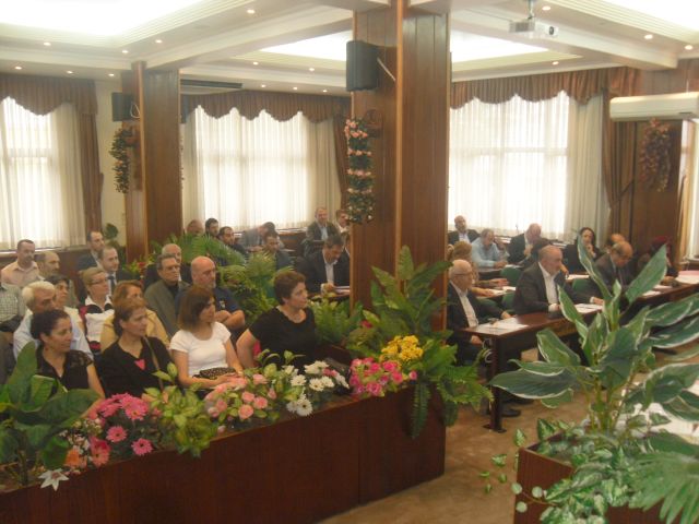 Belediye Meclisi Protestolara Sahne Oldu