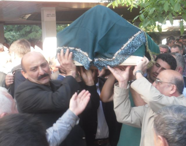 Bir Asırlık Tarih ülviye Küçük Hak Yoluna Uğurlandı