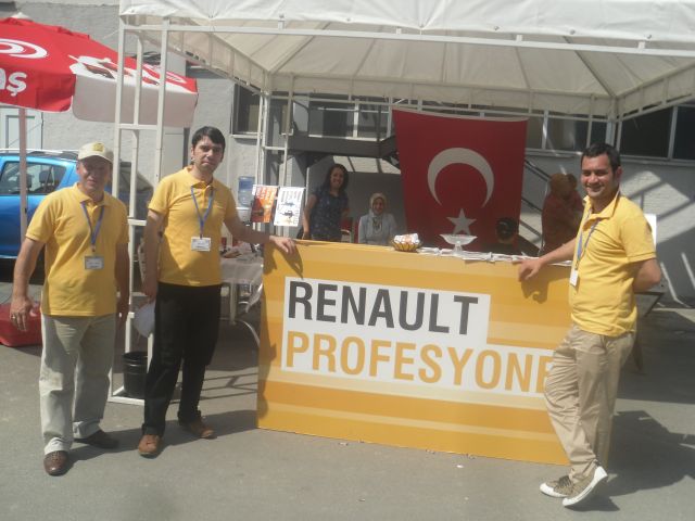 Zenginli Otomotiv Veliefendide Lansman Yaptı