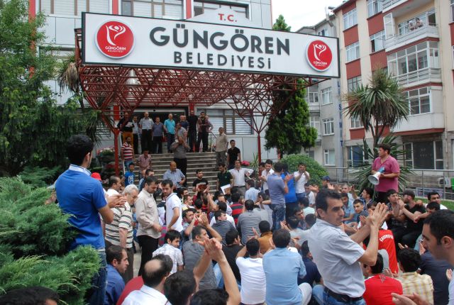 Nakış İşçilerine Belediye Başkanı Söz Verdi İşçiler Alkışladı