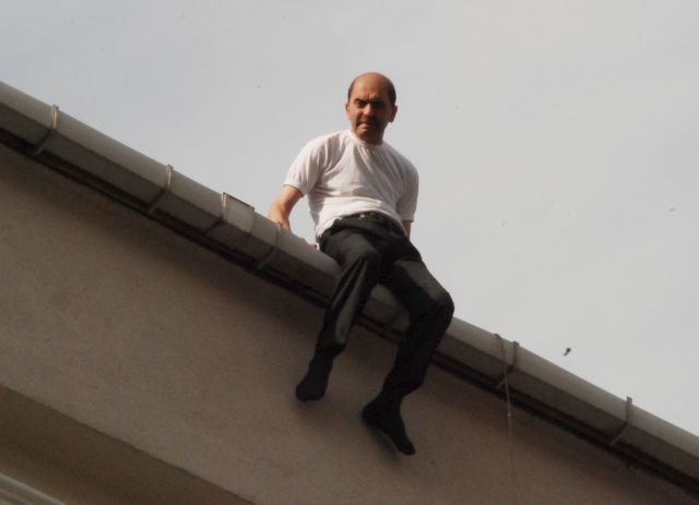 Polisin özverisi İntiharı önledi