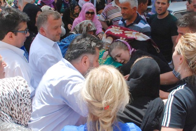 özcan Karaman İçin Göz Yaşları Sel Oldu