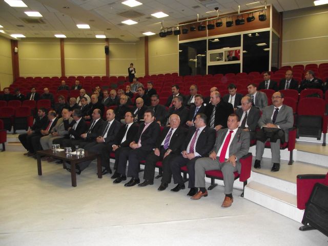 Güngörenin Huzuru Salonu Boş Bıraktı