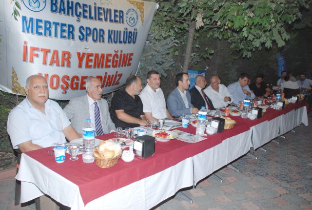 Merter Spor İftarı Her Kesimi Bir Araya Getirdi