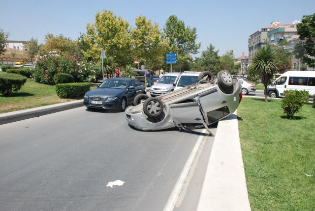 Aşırı Sürat Takla Attırdı