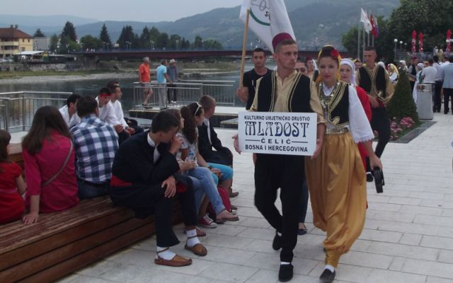 Kültür Ve Dosluk, Goradze'de Buluştu