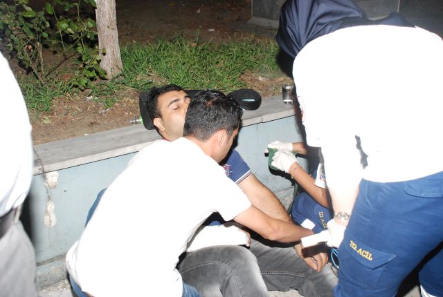 Karakolun Bahçesinde Düşüp Bayıldı