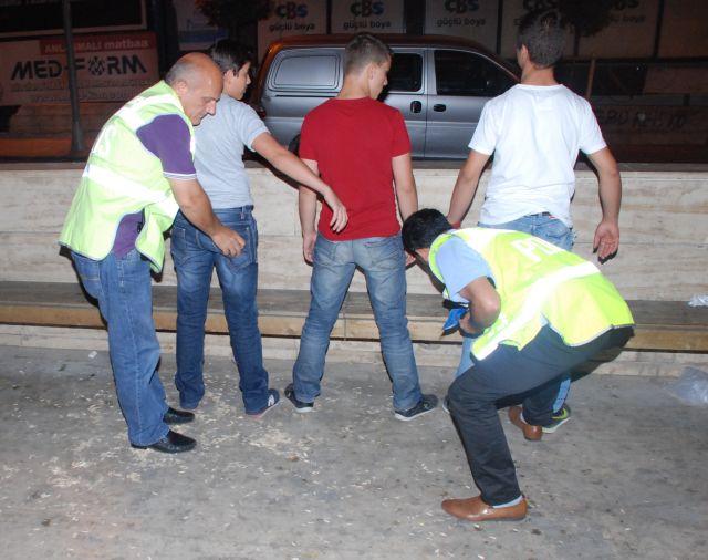 Güngören Emniyetinin Operasyonları Hiç Durmuyor