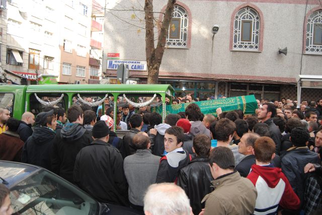 Ahmet Gümüş Omuzlarda Dualarla Uğurlandı