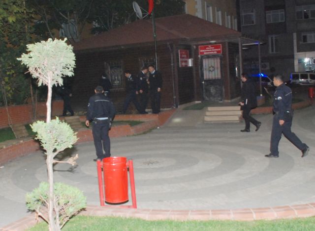 Gençosman Mahallesi'ne Ses Bombası Konuldu