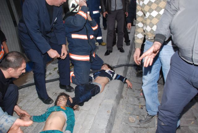 Güngören'de 3 Küçük Yavru Göz Göre Göre Yandı