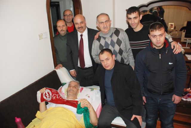 Tribün Taraftarına Vefa Borcu ödendi